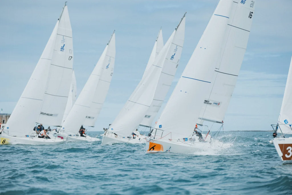 voile entreprises - sortie incentive entreprises - yacht club cherbourg