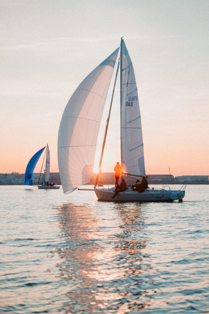 sortir après le travail à cherbourg - activité nautique voile habitable cherbourg - yacht club de cherbourg